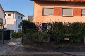 Feuerwehr Detmold: FW-DT: Heckenbrand in Hiddesen