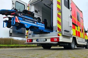 Feuerwehr Bergheim: FW Bergheim: Feuerwehr Bergheim stellt acht neue Rettungswagen in den Dienst Alle Standorte mit baugleichen Fahrzeugen ausgestattet