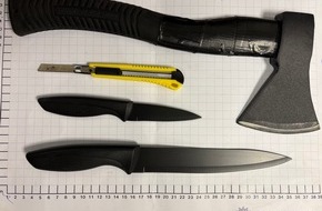 Bundespolizeidirektion Sankt Augustin: BPOL NRW: Bundespolizei findet Axt, Messer und Pfeffersprays bei einem Mann