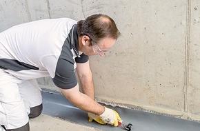 ISOTEC GmbH: Rissinjektion und Flexbandsystem machen Beton wieder dicht / Auch den härtesten Baustoffen setzt Feuchtigkeit zu