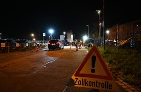 Hauptzollamt Düsseldorf: HZA-D: Große Kontrollaktion des Zolls am Düsseldorfer Flughafen / Düsseldorfer Zoll, Landespolizei, Bundespolizei und Technisches Hilfswerk kontrollieren bis in die Nacht auf komplettem Flughafengelände