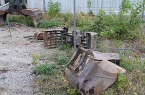 Kreispolizeibehörde Soest: POL-SO: Diebe stehlen tonnenschweren Hydraulikhammer von Baustelle