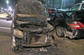 Polizei Mettmann: POL-ME: Berliner Viertel: Auto brannte aus - Polizei ermittelt - Monheim am Rhein - 2106035