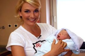 SAT.1: 100 Paare und der Traum vom eigenen Baby: in "Deutschland wird schwanger"- ab 2. November 2009 montags um 20.15 Uhr in SAT.1