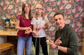 ZDF: ZDFmediathek: Erklärvideos zum barrierefreien Angebot für Kinder / "PUR+" über Gebärdensprache