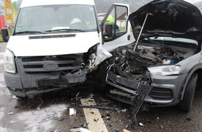 Polizeidirektion Kaiserslautern: POL-PDKL: Unfall mit zwei Verletzten