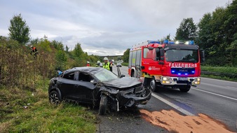 Freiwillige Feuerwehr Königswinter: FW Königswinter: Fahrzeug überschlägt sich auf Autobahn A3