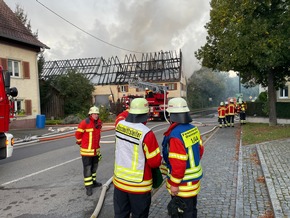 KFV Bodenseekreis: Feuerwehr löscht Großbrand