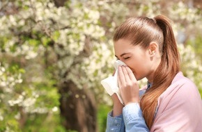 Homöopathisches Laboratorium Alexander Pflüger GmbH & Co. KG: Start der Pollen-Saison: Das hilft bei Heuschnupfen