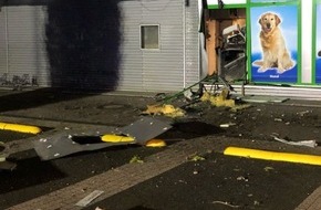 Polizei Aachen: POL-AC: Geldautomat gesprengt - Täter flüchtig - Kripo bittet um Mithilfe
