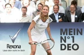 Unilever Deutschland GmbH: Spiel, Satz und Sieg: Stefanie Graf begeistert in Hamburg beim Rexona Charity-Tennis-Turnier im Unilever Haus (mit Bild)