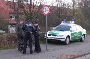 Polizeiinspektion Nienburg / Schaumburg: POL-NI: Radfahrerkontrollaktion hat Halbzeit - Polizei zieht Bilanz -Bild im Download -