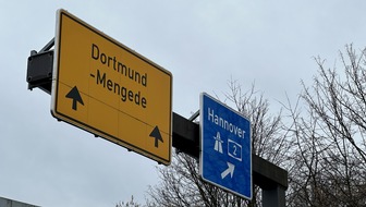 Polizei Dortmund: POL-DO: Kontrolle auf der Autobahn 2 bei Dortmund: Bußgeld gleicht hohen Vermögensvorteil eines Spediteurs wieder aus