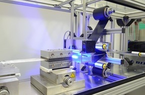Fraunhofer-Institut für Produktionstechnologie IPT: Kalt härten mit VIS und UV-A: Glasfaserverstärkte Leichtbaukomponenten ressourcenschonend herstellen