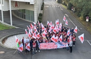 IGBCE Nord: Aktion bei Felix Schoeller in Osnabrück: 150 Beschäftigte machen Druck für Brückenstrompreis