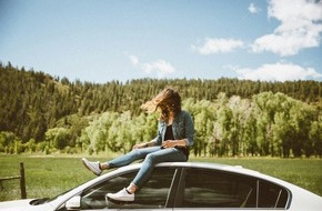 Oehler Web: Der Einfluss internationaler Trends auf den Schweizer Automarkt: Swisscar zeigt Wege zur Anpassung