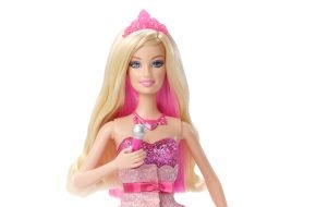 Mattel GmbH: Barbie als Popstar in 14 deutschen Kinos / Gemeinsam mit Kinopolis präsentiert Mattel "Die Prinzessin und der Popstar" als exklusiven Kinoevent (BILD)