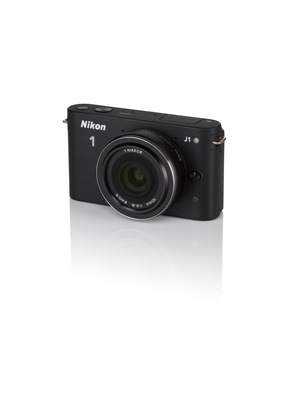 Nikon présente son nouveau système d&#039;appareil photo, le Nikon 1, le plus rapide, le plus petit et le plus léger au monde