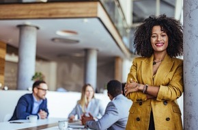 TÜV Rheinland AG: World Mental Health Day: Gute Führung stärkt die psychische Ge