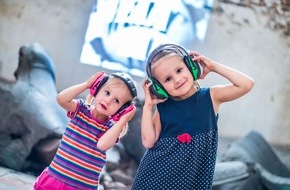 Bundesinnung der Hörakustiker KdöR: "Tag gegen Lärm" am 28. April 2021 / Gehörschutz für Kinder: Wie Hörakustiker gegen Lärm helfen