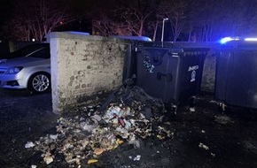 Polizei Mettmann: POL-ME: Sachbeschädigung durch Feuer: Müllcontainer fast vollständig abgebrannt - Monheim am Rhein - 2404002