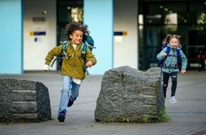 ADAC Hessen-Thüringen e.V.: Hindernislauf bis zum Klassenzimmer / ADAC gibt Tipps für einen sicheren Schulweg in Hessen