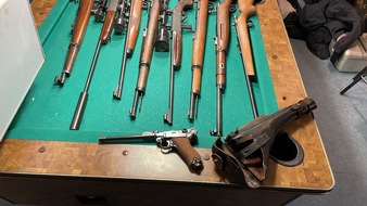 POL-W: W/RS Gemeinsame Presseerklärung von Staatsanwaltschaft und Polizei Wuppertal - Weiterer Waffenfund in Remscheid