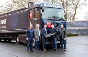 MineralBrunnen RhönSprudel Egon Schindel GmbH: Presseinformation: RhönSprudel startet mit vollelektrischem Lkw in eine nachhaltige Zukunft