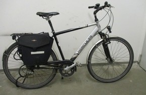 Polizeidirektion Ratzeburg: POL-RZ: Fahrraddiebe gestellt - Eigentümer gesucht