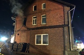 Polizei Minden-Lübbecke: POL-MI: Vier Leichtverletzte nach Brand in der Portastraße - Ursache noch unklar