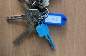Kreispolizeibehörde Unna: POL-UN: Unna / Kamen - Eigentümer sichergestellter Gegenstände gesucht