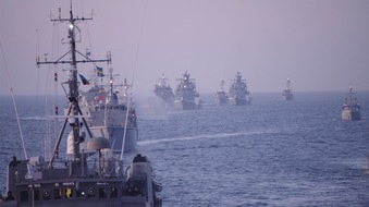 NDR / Das Erste: NDR: EU beklagt GPS-St&ouml;rungen durch Russland als hybriden Angriff / Piloten berichten in ARD Doku, dass sie Alarmfunktionen teilweise abschalten
