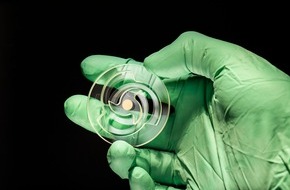 Fraunhofer IOF: Gravitationswellen mit Glas messen