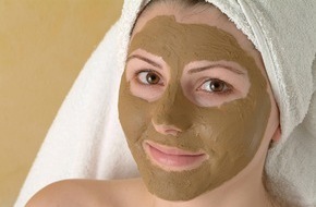 Heilerde-Gesellschaft Luvos Just GmbH & Co. KG: Aktuelle Studie bestätigt: Luvos Heilerde-Gesichtsmaske hilft effektiv bei unreiner Haut