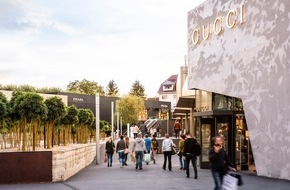 OUTLETCITY METZINGEN: Europas größtes Outlet* festigt seine Position als Pionier im Omnichannel Outlet Business und steigt ins Online-Marktplatzgeschäft ein