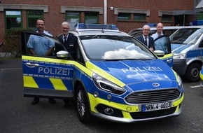 Polizei Paderborn: POL-PB: Neuer Streifenwagen rollt jetzt auch in Paderborn