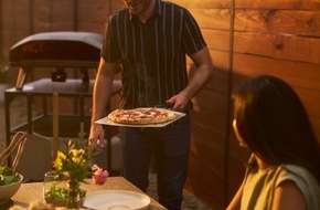 Ooni: SHARE THE SPARK: Ooni's Umfrage zeigt, wie das Lieblingsessen Pizza Verbindungen stärkt / Beziehungsexpertin Paula Lambert kommentiert die Ergebnisse