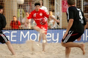 GE Money Bank: Auftakt der GE Money Bank Beach Soccer Tour 2007 in Winterthur