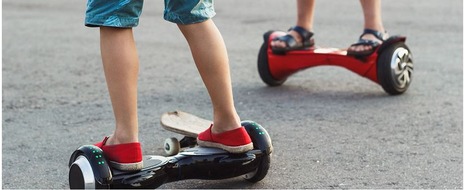 Polizeiinspektion Göttingen: POL-GÖ: (410/2018) Göttingen: Verbotene Fahrt auf der Bürgerstraße, Polizei stellt motorisiertes Skateboard sicher, Verkehrssicherheitsberater Jörg Arnecke klärt auf