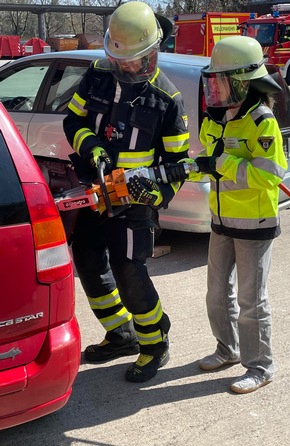 FW-M: Girlsday bei der Feuerwehr München (Stadtgebiet)