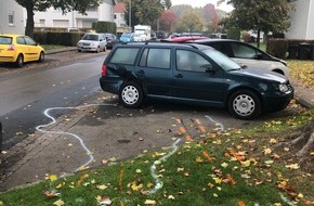 Polizei Minden-Lübbecke: POL-MI: Verkehrsunfall mit Flucht und Straßenraub beschäftigte die Polizei am Samstagmorgen