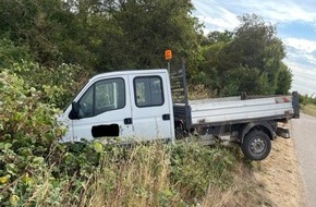 Polizeidirektion Neustadt/Weinstraße: POL-PDNW: Verlassener Transporter - Zeugenaufruf