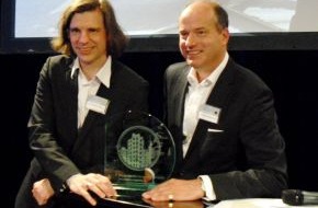 Secusmart: Secusmart ist das innovativste Unternehmen des Jahres / Das junge Düsseldorfer Hightech-Unternehmen Secusmart wurde mit dem Unternehmerpreis 2011 der Stadtsparkasse Düsseldorf ausgezeichnet.