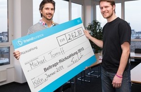 Friendsurance: Friendsurance zahlt sich aus - Neun von zehn Kunden erhalten eine Beitragsrückzahlung für Schadenfreiheit (FOTO)
