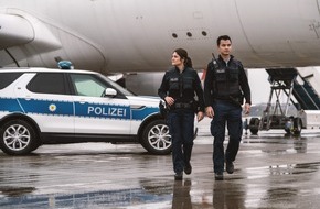 Bundespolizeidirektion München: Bundespolizeidirektion München: Widerspenstiges Pärchen stört Landevorgang am Flughafen München