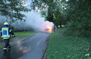 Polizei Coesfeld: POL-COE: Rosendahl, Darfeld,Oberdarfeld/Brand eines Autos