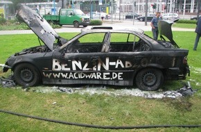 Polizeipräsidium Frankfurt am Main: POL-F: 080627 - 0757 Messe: Aus Protest wegen zu hoher Benzinpreise: Mann zündet eigenes Auto an (Lichtbilder beachten)