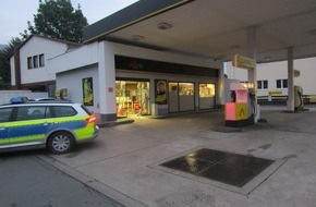 Polizeiinspektion Hameln-Pyrmont/Holzminden: POL-HM: Blitzeinbruch in Tankstelle in Bodenwerder