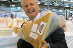 Affineur Walo von Mühlenen: Selection Walo Von Mühlenen au World Cheese Award 2012 à Birmingham