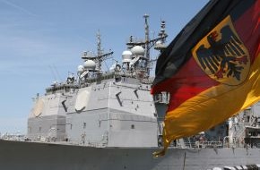 Presse- und Informationszentrum Marine: Deutsche Marine - Pressemeldung: Deutscher Marineverband nimmt an großem Seemanöver im Atlantik teil